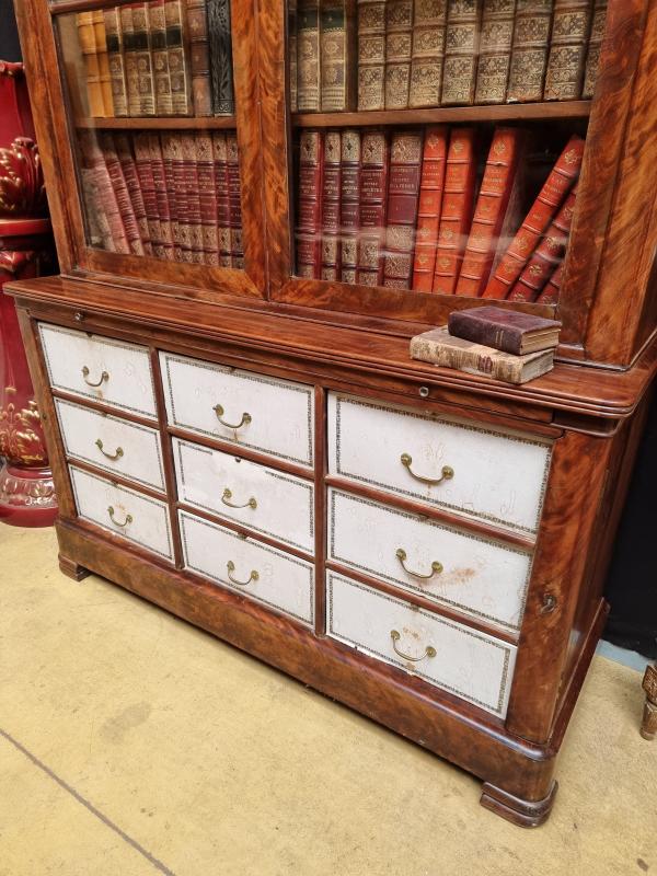 XIX C.th Mahogany Bookcase Cartonnier l