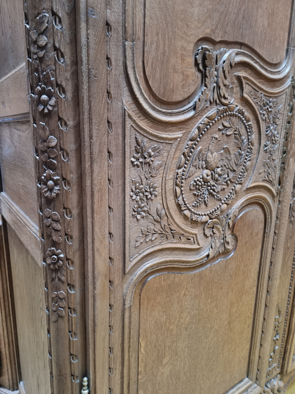 18 C.th antique Wedding armoire with birds