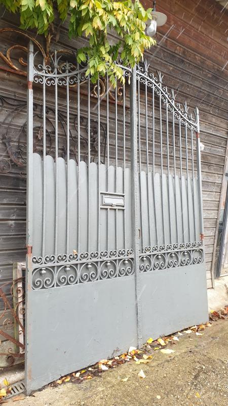 French Iron gates