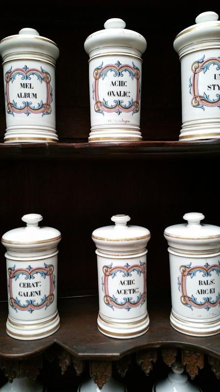 Antique French Set of 26 Paris Porcelain Apothecary Jars